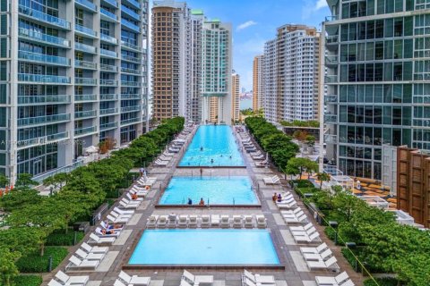 Condominio en alquiler en Miami, Florida, 1 dormitorio, 78.22 m2 № 2012536 - foto 22