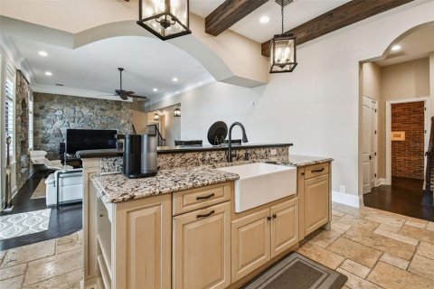 House in Saint Pete Beach, Florida 5 bedrooms, 484.3 sq.m. № 2103436 - photo 24