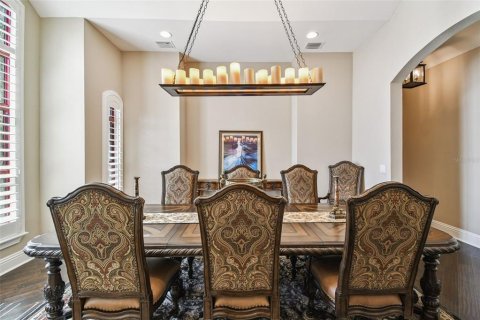 House in Saint Pete Beach, Florida 5 bedrooms, 484.3 sq.m. № 2103436 - photo 10