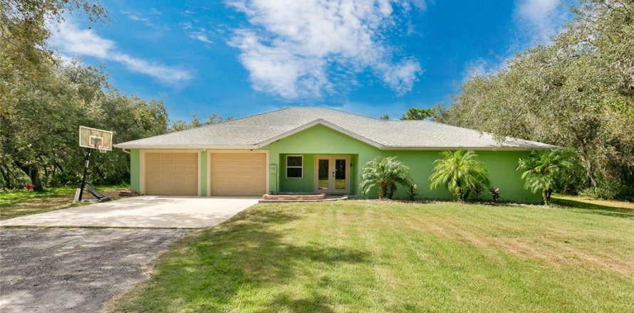 Casa en Frostproof, Florida 4 dormitorios, 235.04 m2 № 1904265