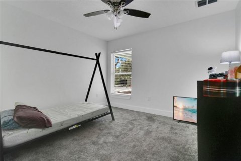 Casa en venta en Frostproof, Florida, 4 dormitorios, 235.04 m2 № 1904265 - foto 18