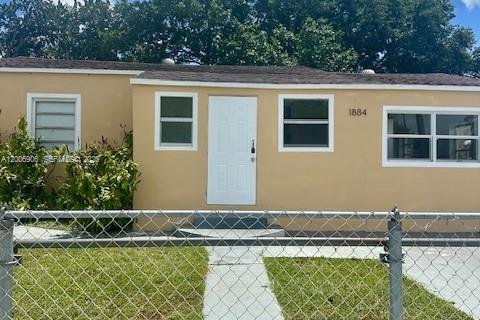 Villa ou maison à Miami, Floride 4 chambres, 133.22 m2 № 2075697