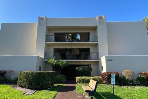 Condominio en alquiler en Delray Beach, Florida, 2 dormitorios, 97.55 m2 № 2422580 - foto 2