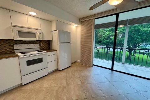 Condominio en alquiler en Delray Beach, Florida, 2 dormitorios, 97.55 m2 № 2422580 - foto 3