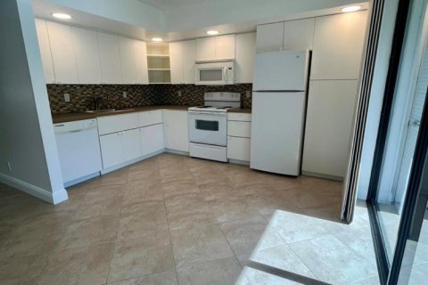 Condominio en alquiler en Delray Beach, Florida, 2 dormitorios, 97.55 m2 № 2422580 - foto 4