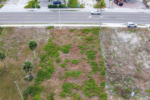 Land in Fort Myers Beach, Florida № 2115100 - photo 11