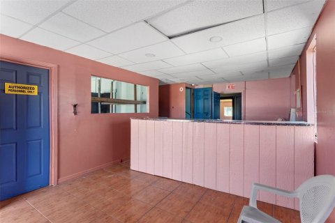 Commercial property in Dundee, Florida 106.74 sq.m. № 1820950 - photo 12