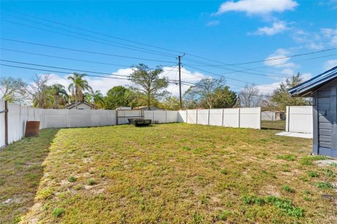 Commercial property in Dundee, Florida 106.74 sq.m. № 1820950 - photo 20
