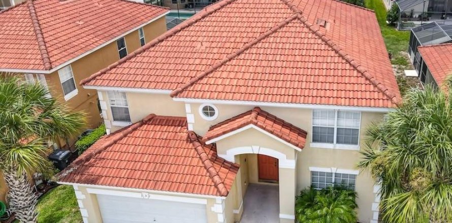 House in Davenport, Florida 6 bedrooms, 257.43 sq.m. № 1516974