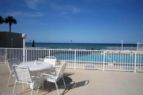 Copropriété à louer à Daytona Beach, Floride: 3 chambres, 135.45 m2 № 2102426 - photo 4