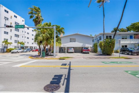 Condo in Miami Beach, Florida, 1 bedroom  № 2053046 - photo 17