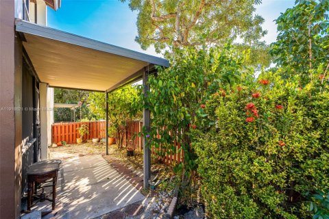 Copropriété à vendre à Miami, Floride: 1 chambre, 82.96 m2 № 1973983 - photo 23