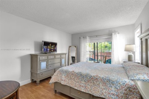 Copropriété à vendre à Miami, Floride: 1 chambre, 82.96 m2 № 1973983 - photo 16