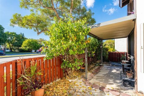 Copropriété à vendre à Miami, Floride: 1 chambre, 82.96 m2 № 1973983 - photo 25