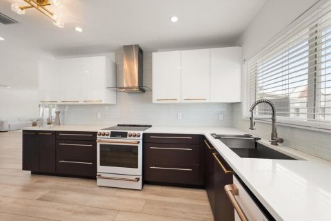 Casa en venta en Clearwater, Florida, 3 dormitorios, 159.79 m2 № 2132007 - foto 11