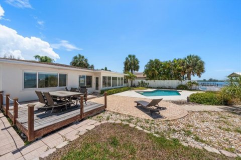 Casa en venta en Clearwater, Florida, 3 dormitorios, 159.79 m2 № 2132007 - foto 20