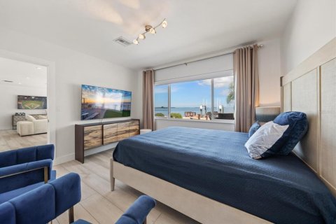 Casa en venta en Clearwater, Florida, 3 dormitorios, 159.79 m2 № 2132007 - foto 16