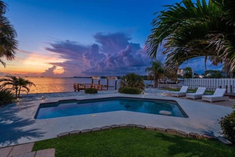 Casa en venta en Clearwater, Florida, 3 dormitorios, 159.79 m2 № 2132007 - foto 28