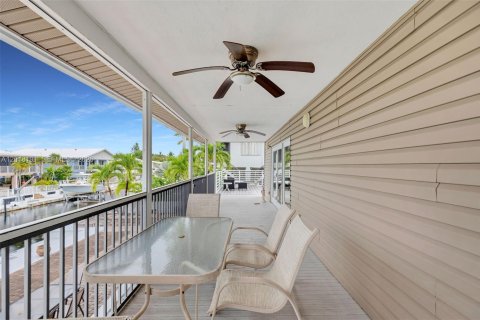 House in Big Pine Key, Florida 4 bedrooms, 89.19 sq.m. № 2256533 - photo 26