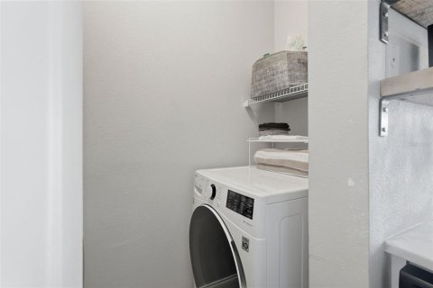 Copropriété à vendre à Seminole, Floride: 1 chambre, 62.43 m2 № 2221779 - photo 13