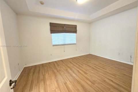 Townhouse in Doral, Florida 3 bedrooms, 156.35 sq.m. № 2397627 - photo 21