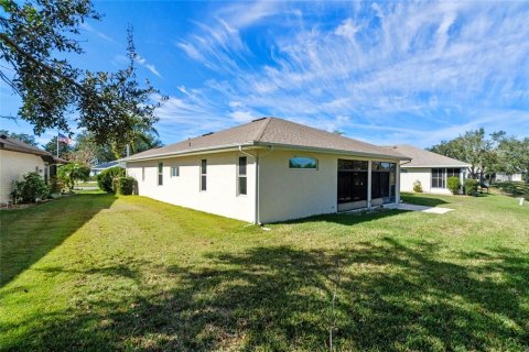 House in Leesburg, Florida 3 bedrooms, 177.26 sq.m. № 1873645 - photo 25