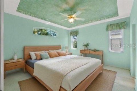 House in Leesburg, Florida 3 bedrooms, 177.26 sq.m. № 1873645 - photo 14