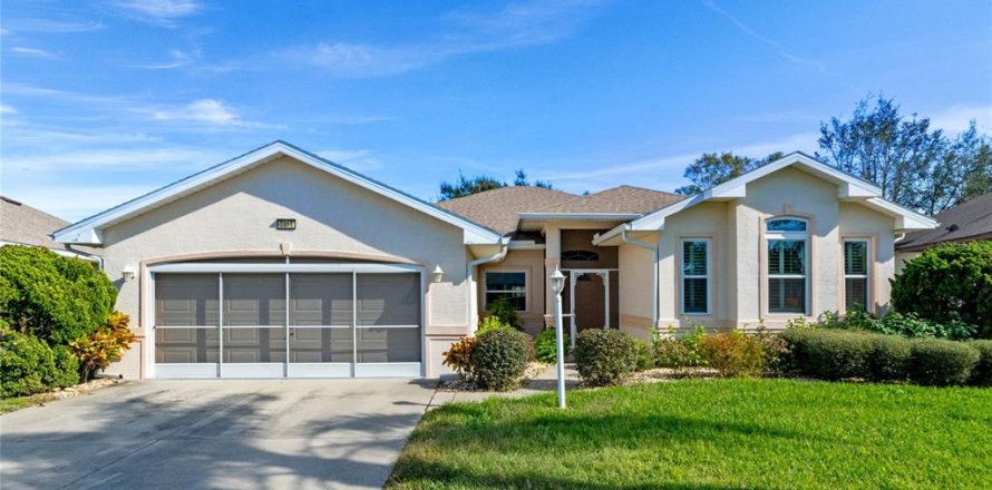 Villa ou maison à Leesburg, Floride 3 chambres, 177.26 m2 № 1873645