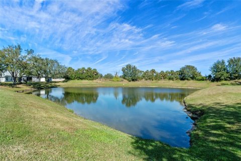 House in Leesburg, Florida 3 bedrooms, 177.26 sq.m. № 1873645 - photo 4