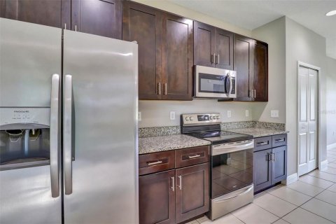 Casa en venta en Poinciana, Florida, 4 dormitorios, 146.6 m2 № 2386225 - foto 6