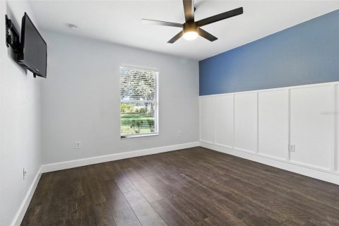House in Auburndale, Florida 4 bedrooms, 203.55 sq.m. № 1884823 - photo 22