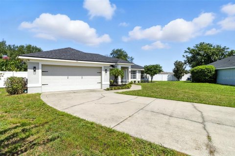 House in Auburndale, Florida 4 bedrooms, 203.55 sq.m. № 1884823 - photo 3