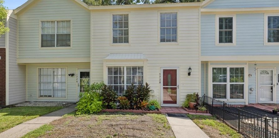 Touwnhouse à Tampa, Floride 2 chambres, 113.62 m2 № 1910190