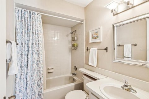 Touwnhouse à vendre à Tampa, Floride: 2 chambres, 113.62 m2 № 1910190 - photo 11