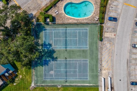 Touwnhouse à vendre à Tampa, Floride: 2 chambres, 113.62 m2 № 1910190 - photo 17