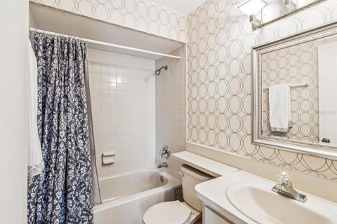 Touwnhouse à vendre à Tampa, Floride: 2 chambres, 113.62 m2 № 1910190 - photo 9