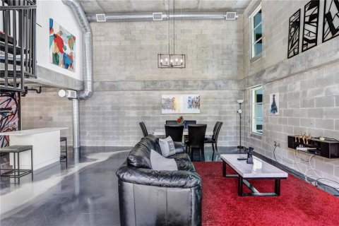 Condo in Tampa, Florida, 2 bedrooms  № 1749655 - photo 6
