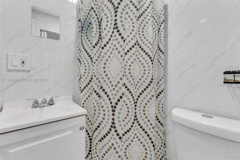 Copropriété à vendre à Miami, Floride: 4 chambres, 147.16 m2 № 2153373 - photo 20