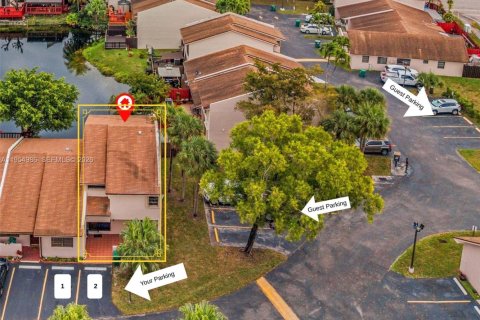Copropriété à vendre à Miami, Floride: 4 chambres, 147.16 m2 № 2153373 - photo 22