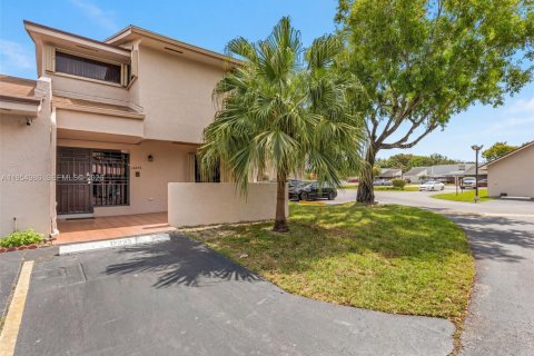 Copropriété à vendre à Miami, Floride: 4 chambres, 147.16 m2 № 2153373 - photo 6