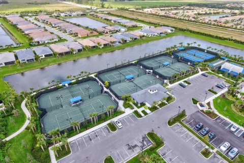 Casa en venta en Boynton Beach, Florida, 3 dormitorios, 209.77 m2 № 1189719 - foto 1