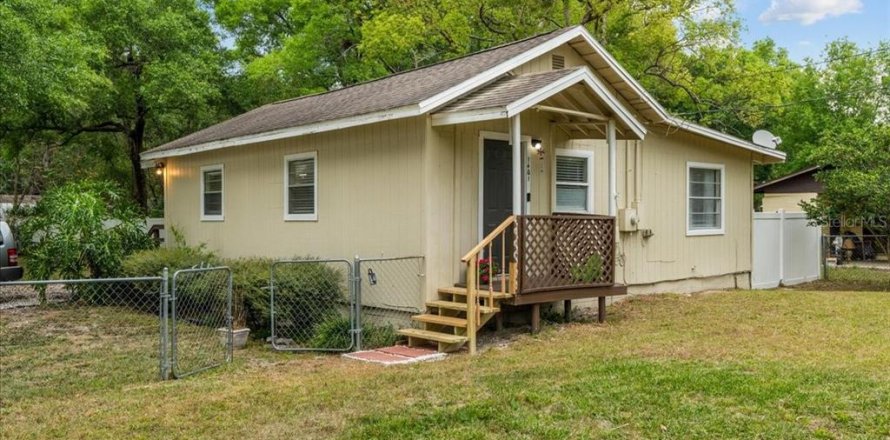 House in DeLand, Florida 2 bedrooms, 89.28 sq.m. № 1732952