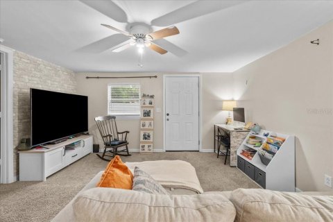 Villa ou maison à vendre à DeLand, Floride: 2 chambres, 89.28 m2 № 1732952 - photo 3