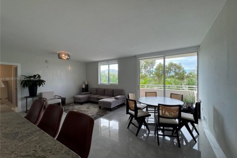 Copropriété à vendre à Aventura, Floride: 3 chambres, 131.18 m2 № 1946343 - photo 5