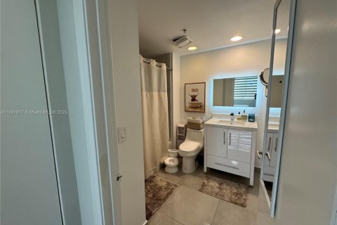 Copropriété à vendre à Aventura, Floride: 3 chambres, 131.18 m2 № 1946343 - photo 15