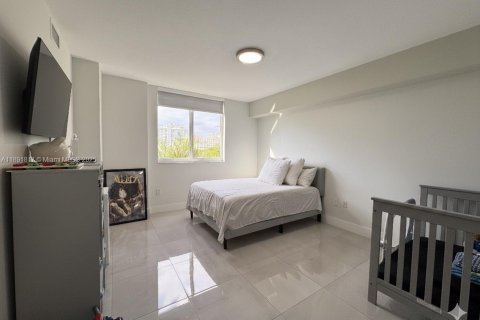 Copropriété à vendre à Aventura, Floride: 3 chambres, 131.18 m2 № 1946343 - photo 11