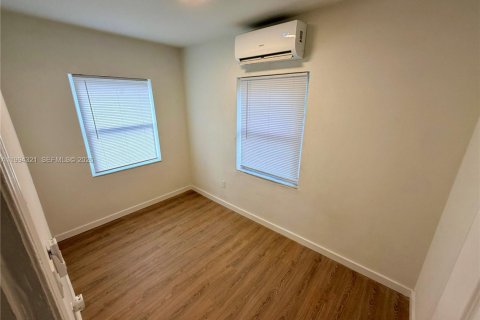 Apartment in Miami, Florida 3 bedrooms, 74.32 sq.m. № 2062557 - photo 8