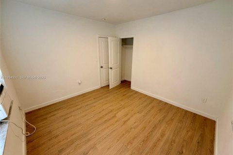 Apartment in Miami, Florida 3 bedrooms, 74.32 sq.m. № 2062557 - photo 10