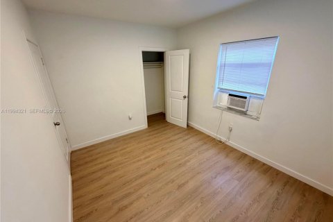 Apartment in Miami, Florida 3 bedrooms, 74.32 sq.m. № 2062557 - photo 12