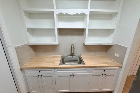 Apartment in Miami, Florida 3 bedrooms, 74.32 sq.m. № 2062557 - photo 7